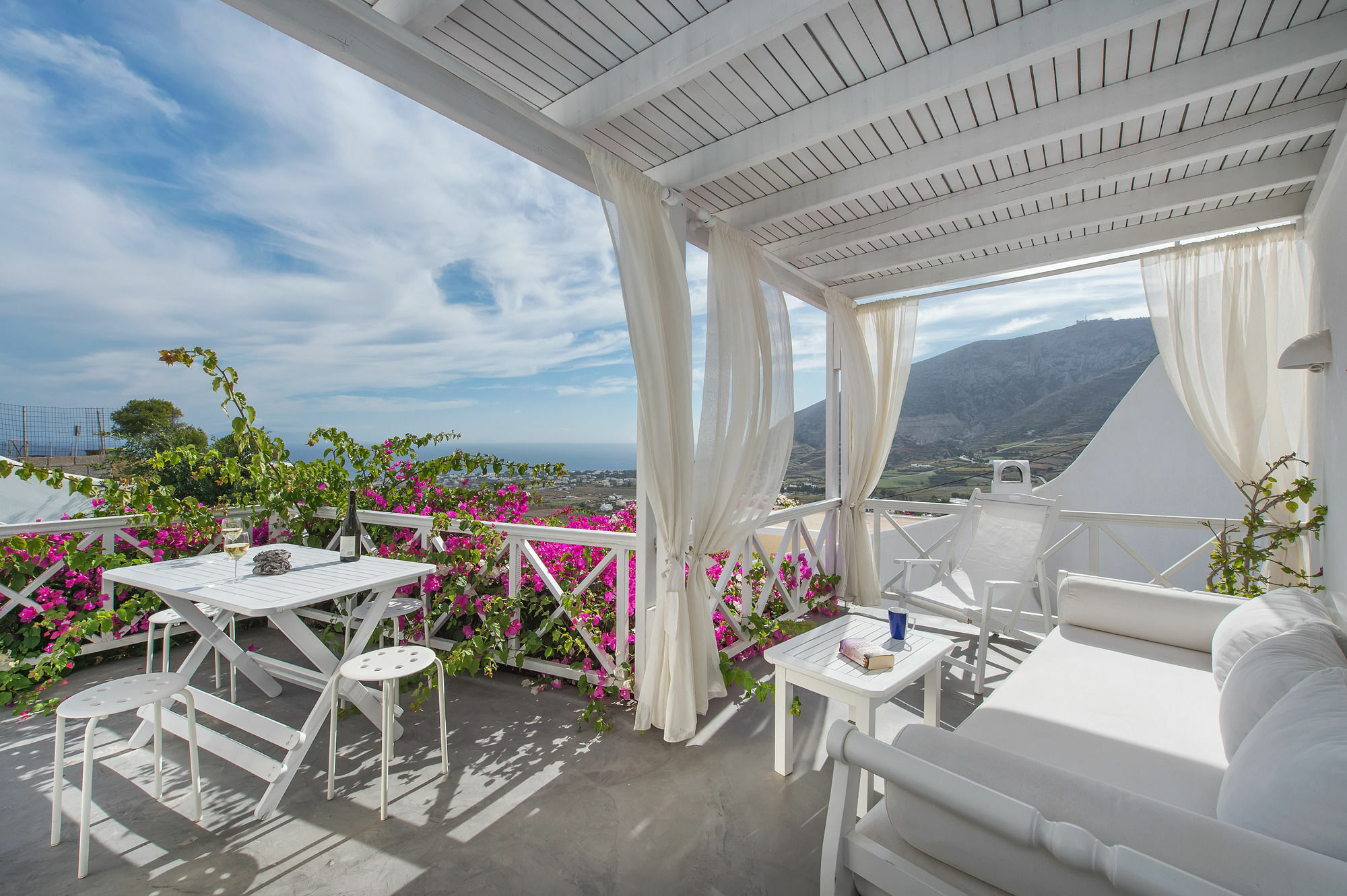 White Cave Private Villa Pyrgos Kallistis Exterior foto